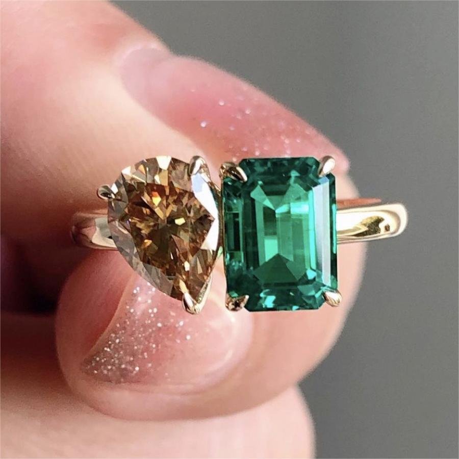 Fashion Jewelry Creative Double Main Stone Lady Green Yellow Zircon Square Stone Ring Female Luxury Crystal Engagement Ring Classic Gold Color Wedding Rings For Women Minimalist Bands - Image 4